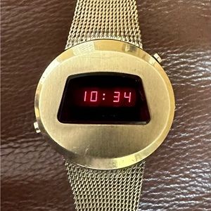 1970’s JAEGER-LeCOULTRE 10KT GOLD FILLED LED WATCH VTG RARE